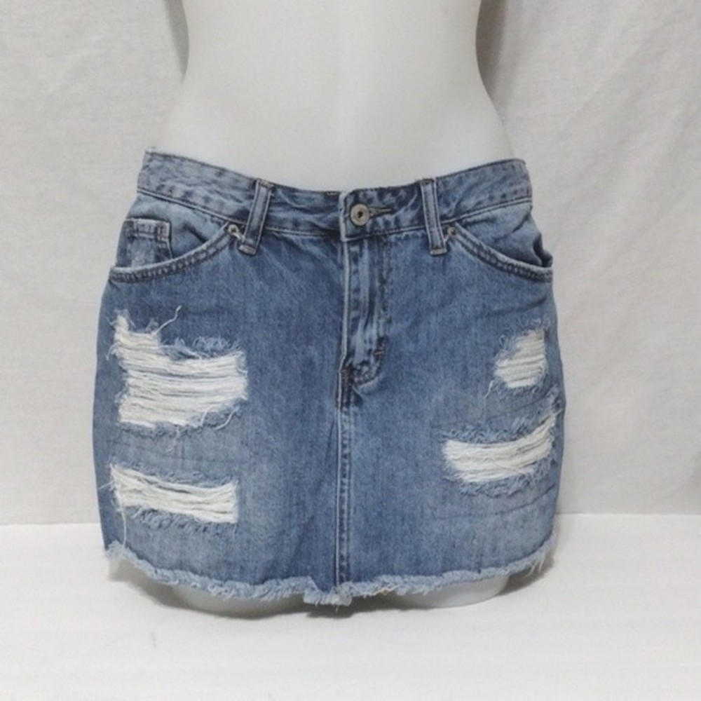 Vanilla Star Distressed Denim Mini Skirt Fringed Hem Streetwear Edgy Chic Size 9